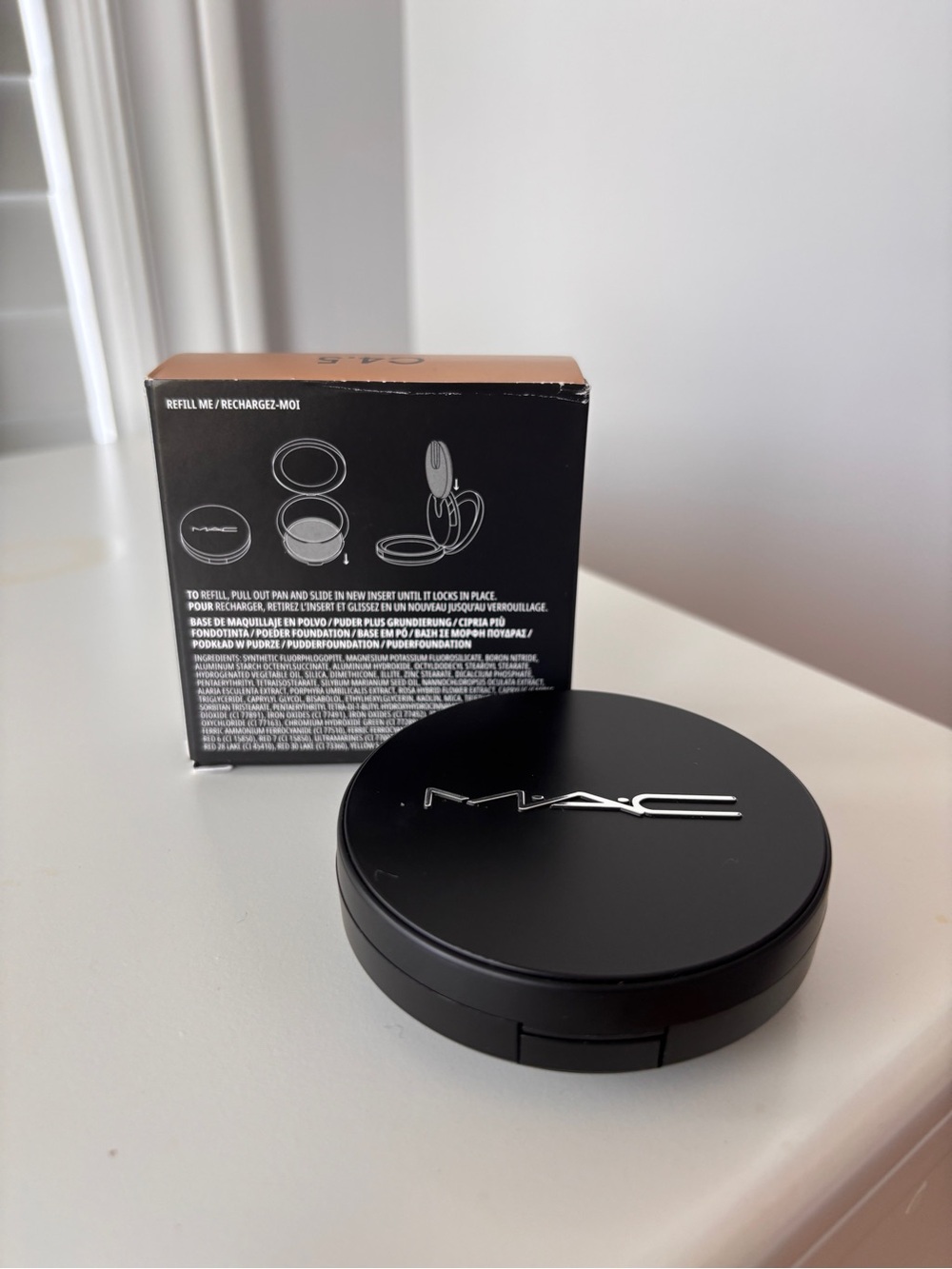 MAC Studio Fix Powder Plus Foundation - Picture 3 of 4